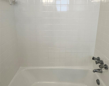 717 Se 16th Street - Photo Thumbnail 5
