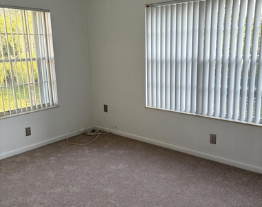 5130 W Society Pl W - Photo Thumbnail 15