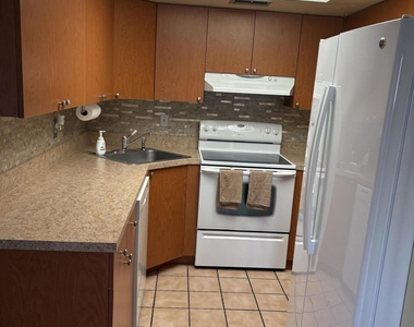 5130 W Society Pl W - Photo Thumbnail 10