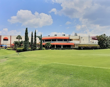 400 S Hollybrook Drive - Photo Thumbnail 17