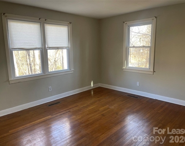 634 23rd Avenue Ne - Photo Thumbnail 8