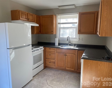 634 23rd Avenue Ne - Photo Thumbnail 4