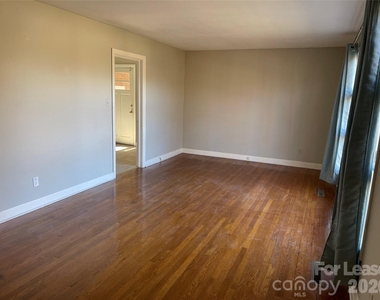 634 23rd Avenue Ne - Photo Thumbnail 2