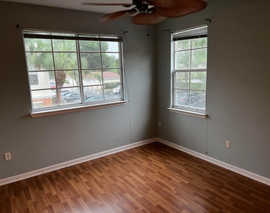 9873 Baywinds Boulevard - Photo Thumbnail 25