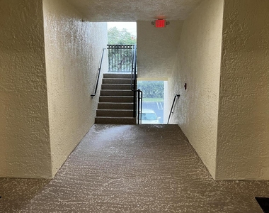 9873 Baywinds Boulevard - Photo Thumbnail 8