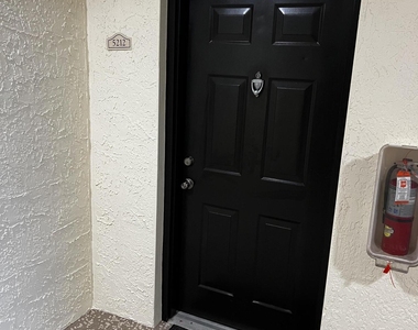 9873 Baywinds Boulevard - Photo Thumbnail 7