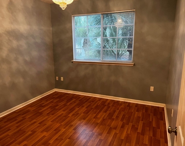 9873 Baywinds Boulevard - Photo Thumbnail 17