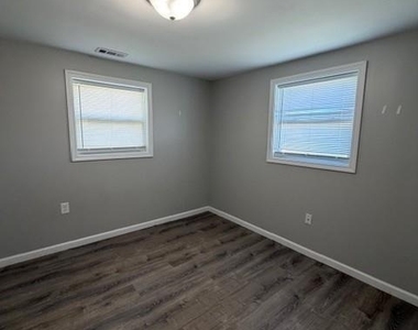 2387 Peeler Street - Photo Thumbnail 1