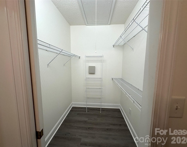 6277 Alyssum Place - Photo Thumbnail 12