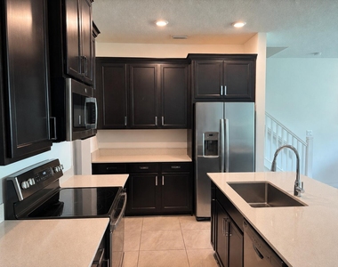 4329 Veleiros Avenue - Photo Thumbnail 6