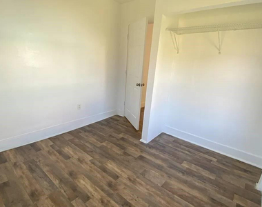 4144 Herring Avenue - Photo Thumbnail 4