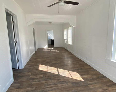 4144 Herring Avenue - Photo Thumbnail 1