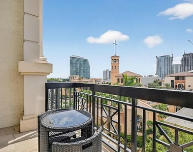 801 S Olive Avenue - Photo Thumbnail 7
