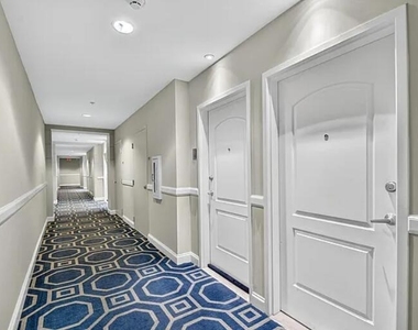 801 S Olive Avenue - Photo Thumbnail 13