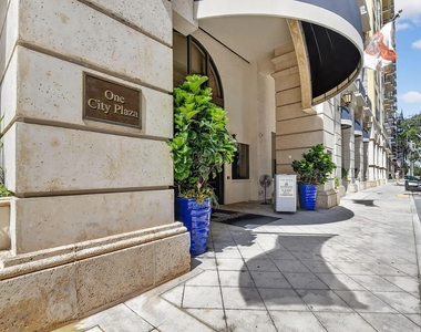 801 S Olive Avenue - Photo Thumbnail 8