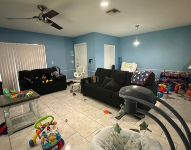 5362 Sw 125th Avenue - Photo Thumbnail 5