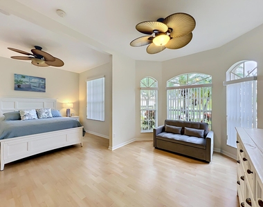 1343 Shoreline Circle - Photo Thumbnail 25