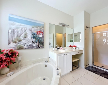 1343 Shoreline Circle - Photo Thumbnail 14