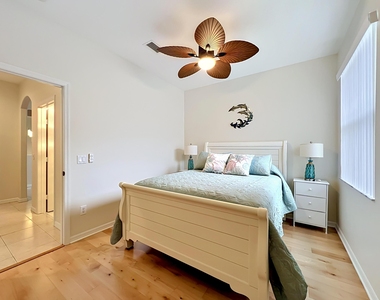 1343 Shoreline Circle - Photo Thumbnail 23