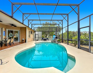 1343 Shoreline Circle - Photo Thumbnail 33