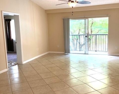 1700 S Crestwood Ct S - Photo Thumbnail 6