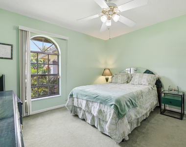 191 Parkwood Drive - Photo Thumbnail 13