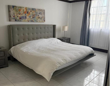 1833 S Ocean Drive - Photo Thumbnail 6