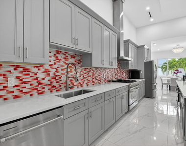 711 Ne 6th Street - Photo Thumbnail 18