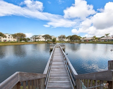 1127 E Seminole Avenue - Photo Thumbnail 36
