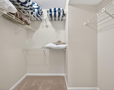 1127 E Seminole Avenue - Photo Thumbnail 21