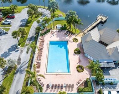 1127 E Seminole Avenue - Photo Thumbnail 39