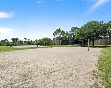 6077 Francis Street - Photo Thumbnail 37