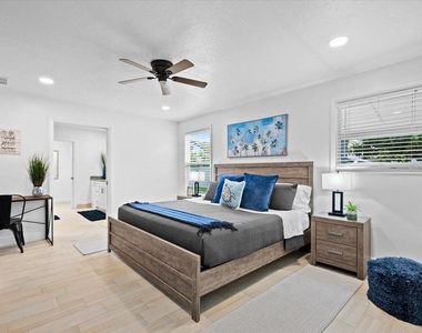 6077 Francis Street - Photo Thumbnail 11