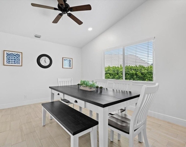 6077 Francis Street - Photo Thumbnail 2
