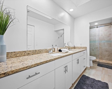 6077 Francis Street - Photo Thumbnail 19