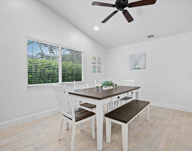 6075 Francis Street - Photo Thumbnail 4