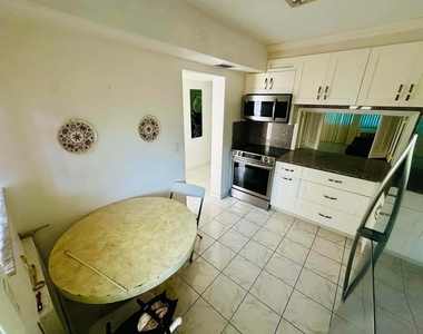 215 Se 3rd Avenue - Photo Thumbnail 6