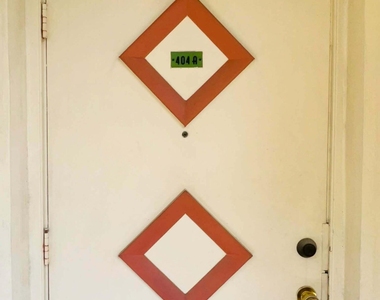 215 Se 3rd Avenue - Photo Thumbnail 1