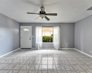 5372 Clairemont Mesa Blvd - Photo Thumbnail 5