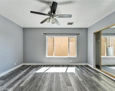 5372 Clairemont Mesa Blvd - Photo Thumbnail 16
