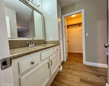 432 Edgehill - Photo Thumbnail 22