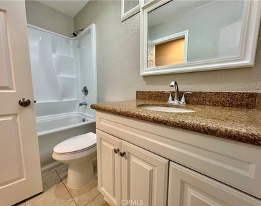 432 Edgehill - Photo Thumbnail 21