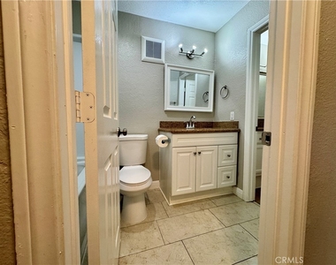 432 Edgehill - Photo Thumbnail 19