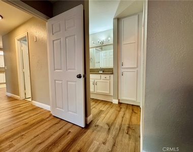 432 Edgehill - Photo Thumbnail 15