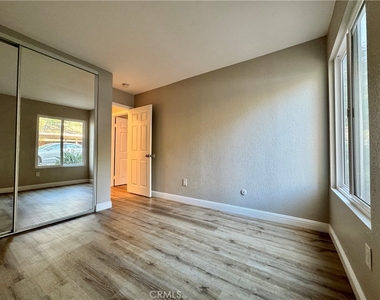 432 Edgehill - Photo Thumbnail 24