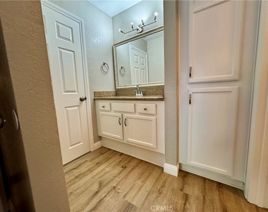 432 Edgehill - Photo Thumbnail 17