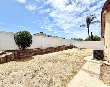 29677 Woodlands Avenue - Photo Thumbnail 23