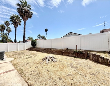 29677 Woodlands Avenue - Photo Thumbnail 26