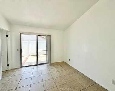 29677 Woodlands Avenue - Photo Thumbnail 16
