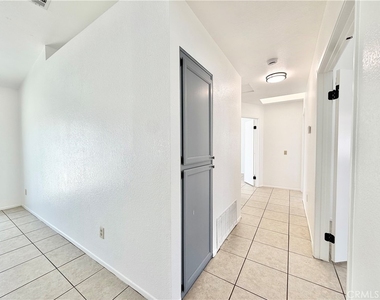 29677 Woodlands Avenue - Photo Thumbnail 11